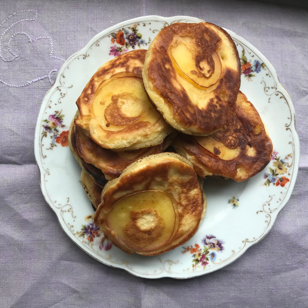 The mystery and symbolism of pancakes à la Russe
